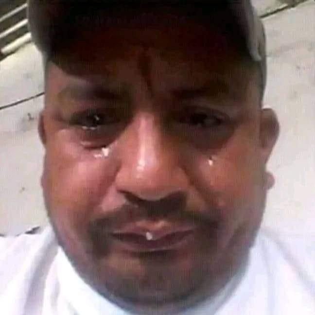 dafuqval_'s tweet photo. - hija y cómo les fue a las chivas??
- yo en la sala: https://t.co/67v2z9FRNW