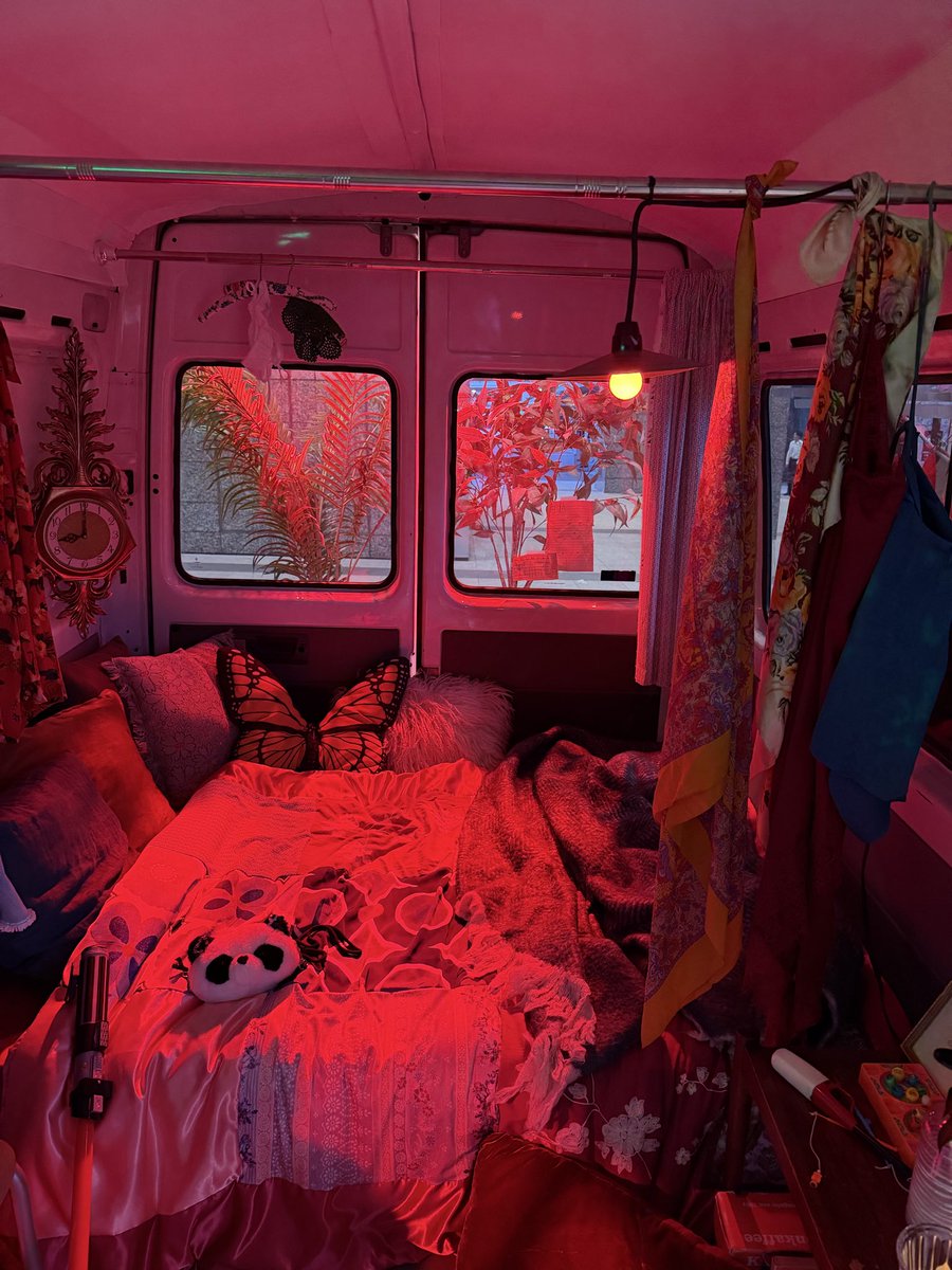 nonnon_AIM's tweet photo. 愛伝ワゴン🚐❤️
Casa📖もゲット👍
ワクワク🤗ありがとう
@aimyonGtter 
#愛伝ワゴン大阪
#Casa https://t.co/A2oCBnGBzC