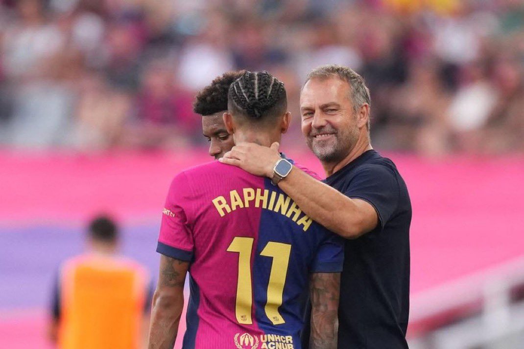 NashBlue14's tweet photo. Hansi Flick confirms Raphinha will stay: “Rapha is one of the most important players for me”.

“He brings quality and intensity; we need him”. https://t.co/Rih2NPPfVd