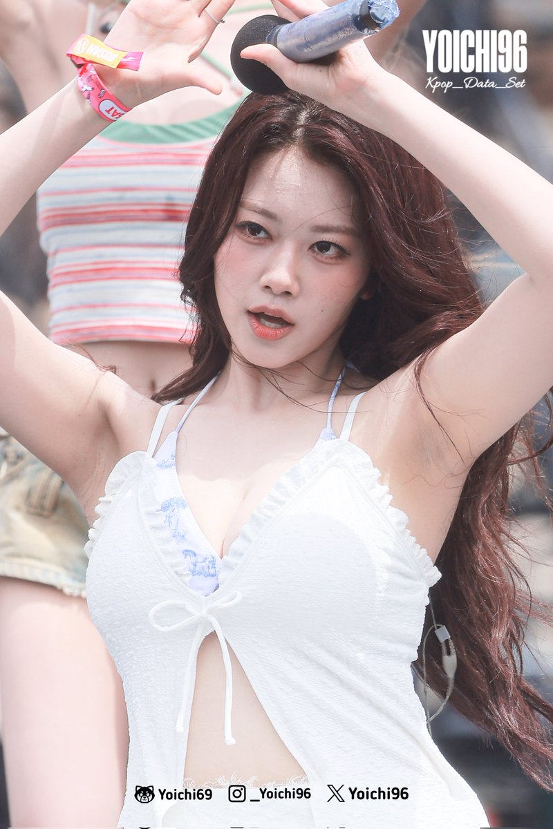 kpop_data_set's tweet photo. 260808 Jimin at Waterbomb Busan

#클라씨 #CLASSy #JIMIN #지민 #원지민 https://t.co/bIfwJ5eEbL