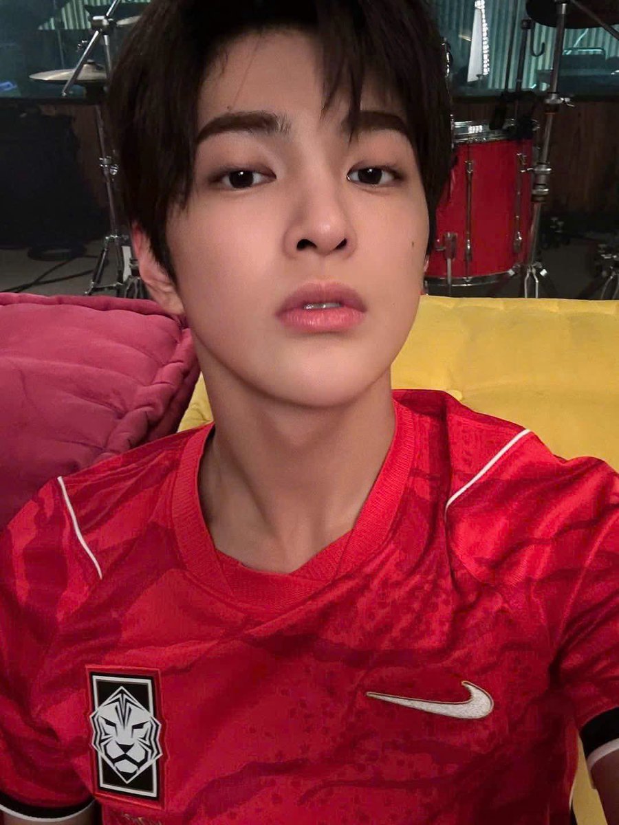 bmaokll's tweet photo. @keonhosmile_vn His IKEONIC energy makes KEONHO’s performances unforgettable, while the HOGAN EFFECT keeps getting stronger.

KEONHO AWES ATL

#TheAmazingKeonho
#PYPD_IN_ATLANTA
#KEONHO #건호 https://t.co/jdB8Km9tGB