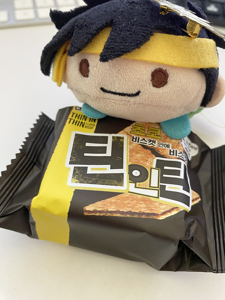 kusumi_sub's tweet photo. 今日のおやつはティンインティンだよ、のるポ。
ずっとティンティンだと思ってたよね…。 https://t.co/q7pHfwqpub
