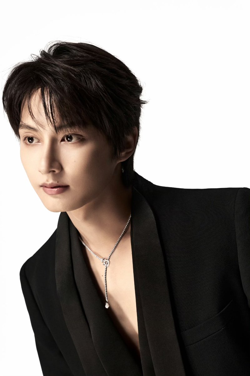YasmeenOne's tweet photo. OMGGGGG WE GOT NEW JUN PHOTOS😭😭😭😭‼️‼️‼️‼️‼️‼️‼️‼️‼️

JUN AT THE 38TH ANNUAL HUNDREDS OF FLOWERS AWARDS❣️❣️❣️ https://t.co/6e1iW2knAU