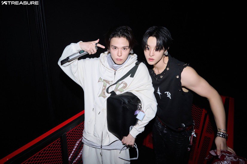 akplo_'s tweet photo. トロッコ相乗りだからこそこういう写真がうまれる
神がとーー😭😭 https://t.co/b9puHPdLeB