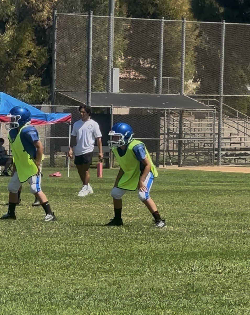 NKaravedas's tweet photo. Proud Papa....Niko had his first scrimmage today! 😎💙🏈 #ItBegins #FootballFam #Grandson #NameSake #DarkSide https://t.co/CfP1IWKtia