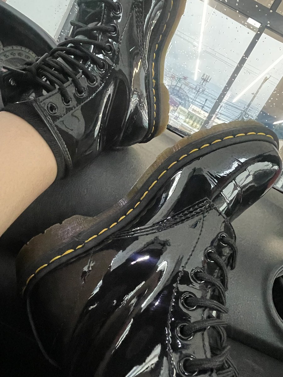 rubybootqueen tweet picture