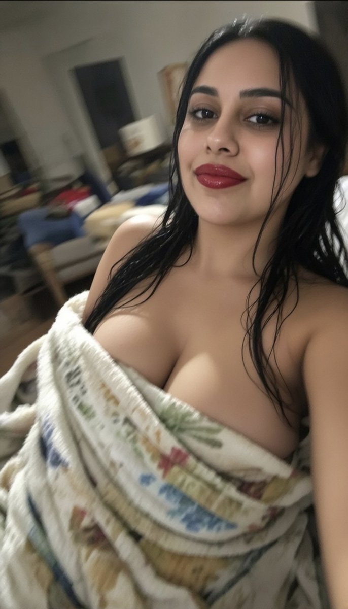 Ninnakaurrr's tweet photo. Do you like brown girl ?? 

#browngirl #punjabi #toronto #indian #chudai https://t.co/XYN7BFR747