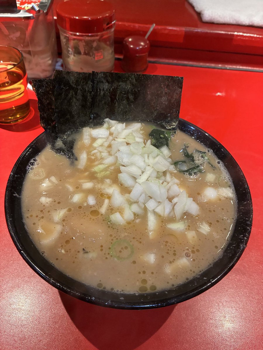 kagymk's tweet photo. ２日連続で会えた〜❤︎👯‍♀️
お土産忘れて良かった〜🫣笑
この前の旅の最終♡
念願の厚木家さんに行けた〜
ラーメン食べたいい（少し控え中） https://t.co/RbeT7ptGur