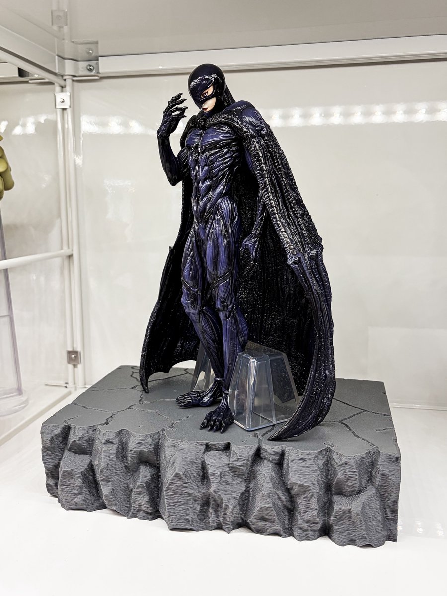 boundman_nakame's tweet photo. MASTER STANDの新色を
店頭にて先行販売します！

コンクリートをイメージした
ライトグレーとダークグレーの2色展開！

是非ご覧ください🙌 https://t.co/cgsMVQomHl