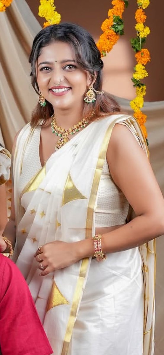 MalayalamC3n's tweet photo. #ashika 🔥🔥 https://t.co/bl7jdc2eKe
