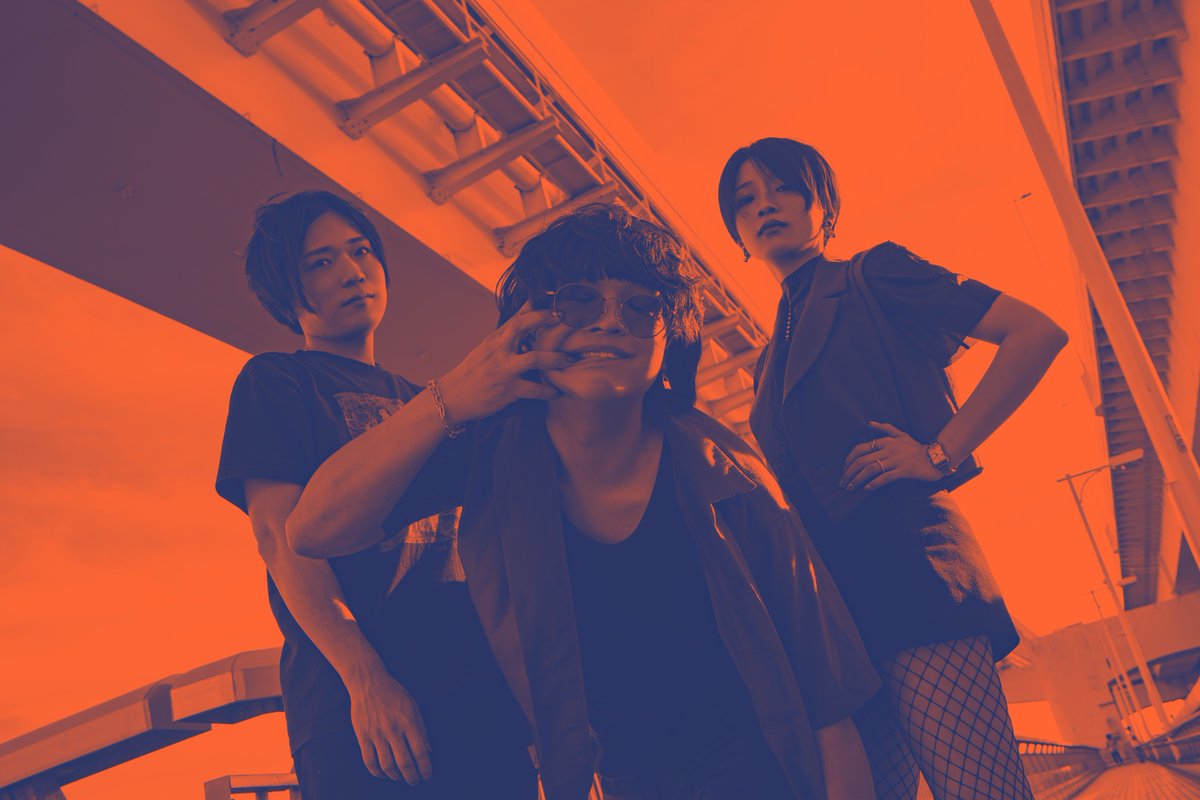 NKTNNKS_info's tweet photo. ◤ NEW BAND ◢

NAKUTE NANAKUSE
（なくてななくせ）

Vo. saira @saisei_sai
Gt. hikomaro @sinojimbo
Dr. yokopy

始めました！

始動とともに初EP「tripper」をリリース。
そして11/22(日)、下北沢MOSAiCにて
初ライブ＆初自主企画を開催します。

これからどうぞよろしく🚠 https://t.co/xOf8Prohiq