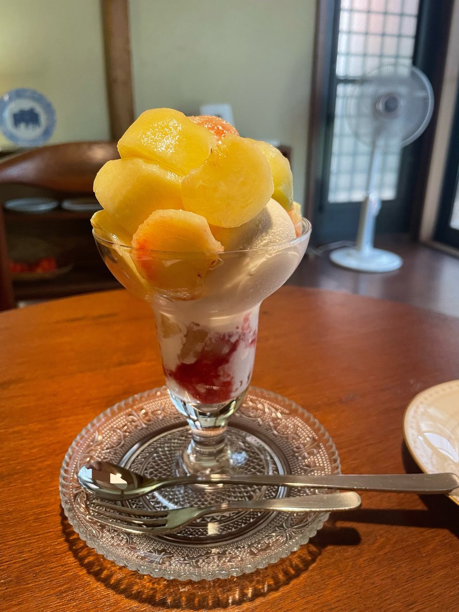 tabetamonoki's tweet photo. Safi
蟠桃初めて食べた https://t.co/UkvJijfmIA