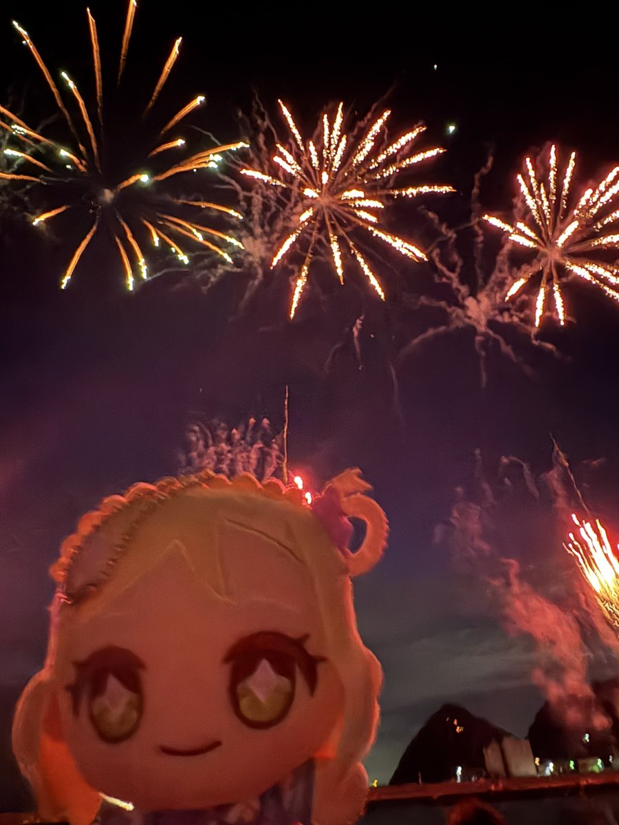 U3uGoq9's tweet photo. 今年も素晴らしかった奥駿河湾花火大会。
よりしげ市長のお誕生日をみんなでお祝いしてからのぴっかぴか✨
この平和のありがたさ。
来年も、その先も…

帰りにびゅうお！ https://t.co/qTijGExpqi