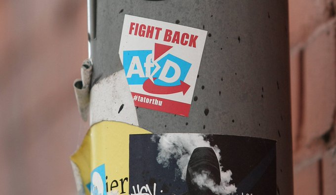 CParmakkis's tweet photo. Wenn die AfD in Sachsen Anhalt gewinnt, muss die Antwort demokratisch bleiben unabhangig davon, welche Partei man unterstützt.Protest ist legitim, Gewalt und Einschüchterung sind es nicht. 
@Alice_Weidel · @AfD · @CDU
#SachsenAnhalt #Demokratie #AfD #Meinungsfreiheit #Deutschland https://t.co/lDx21bbXZb