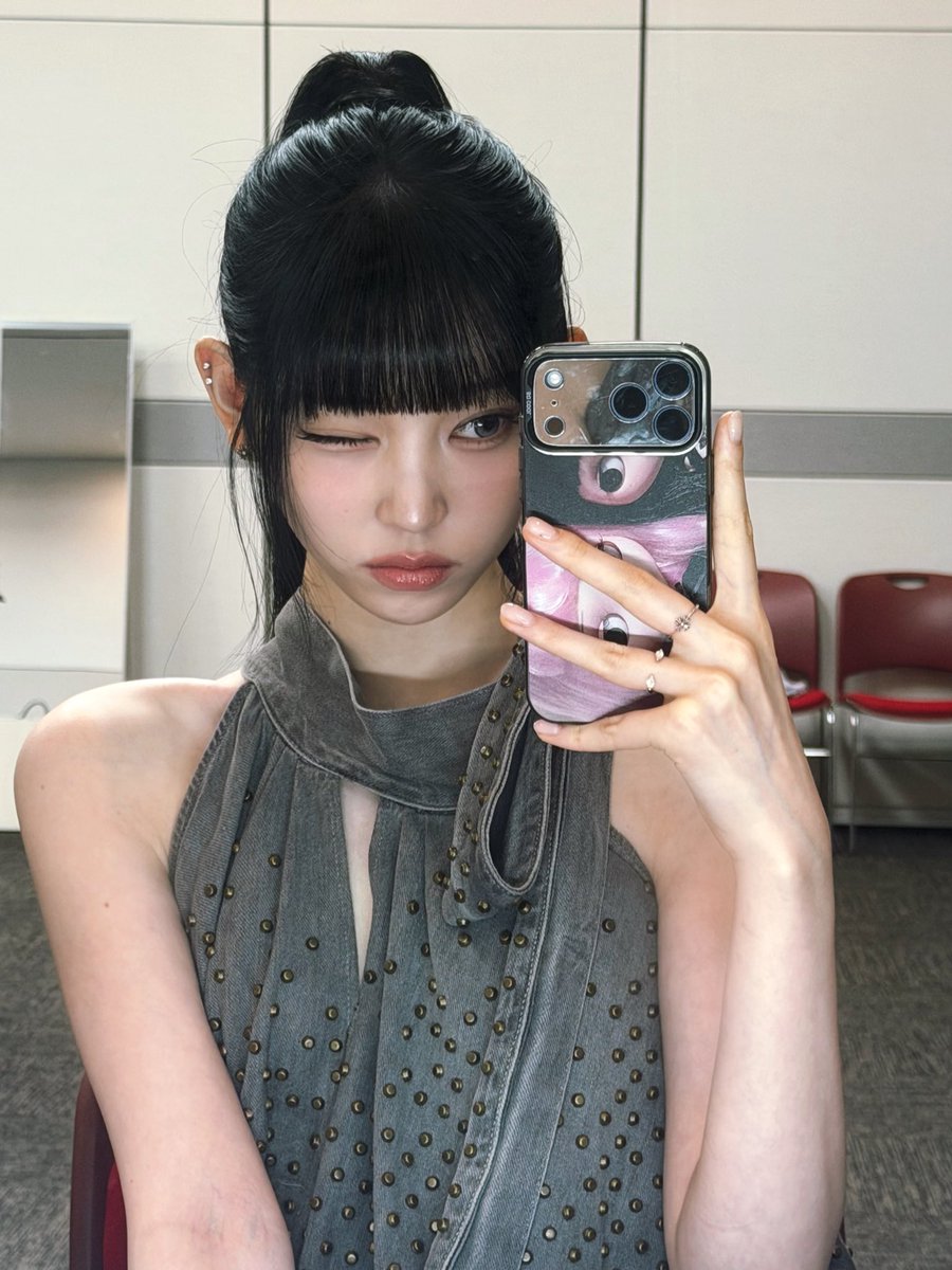 YOUNGSEOCENTRAL's tweet photo. [DAY OFF] 260809 💌 PLAYGROUND

#YOUNGSEO #영서
#ALLDAYPROJECT #ADP #올데이프로젝트 https://t.co/6SEM8XuXGq