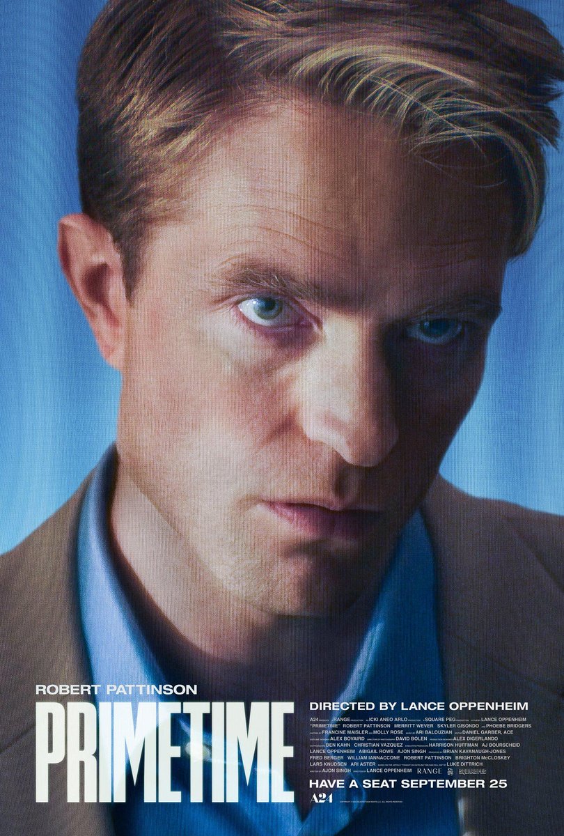 MrMoviePhone's tweet photo. I am glad they're making a movie about Chris Hansen and his contribution to  Children's Safety. 

But Robert Pattinson? Really? 

Chris Hansen is a dork, why is Pattinson playing him so cool? Why not a little dorky? https://t.co/Eq8buqxVis