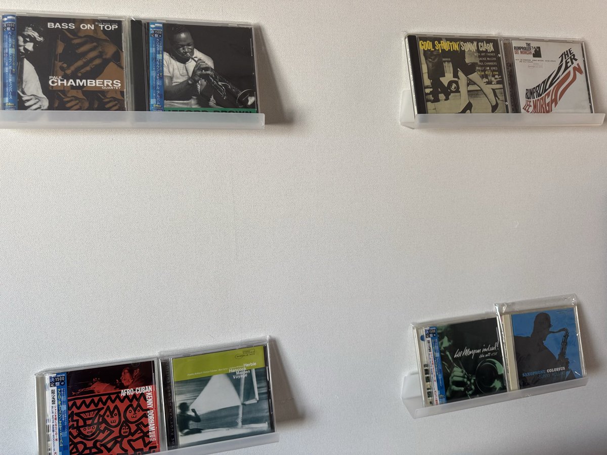 hamradio135's tweet photo. 今週末は、CD鑑賞！
#JAZZ
#CD https://t.co/F84UqO4ZsI