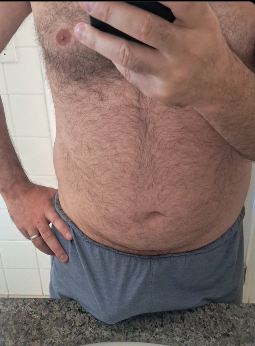 JonahEddycu's tweet photo. I'm 72 I need long time relationship please https://t.co/dvEJUEuwQS