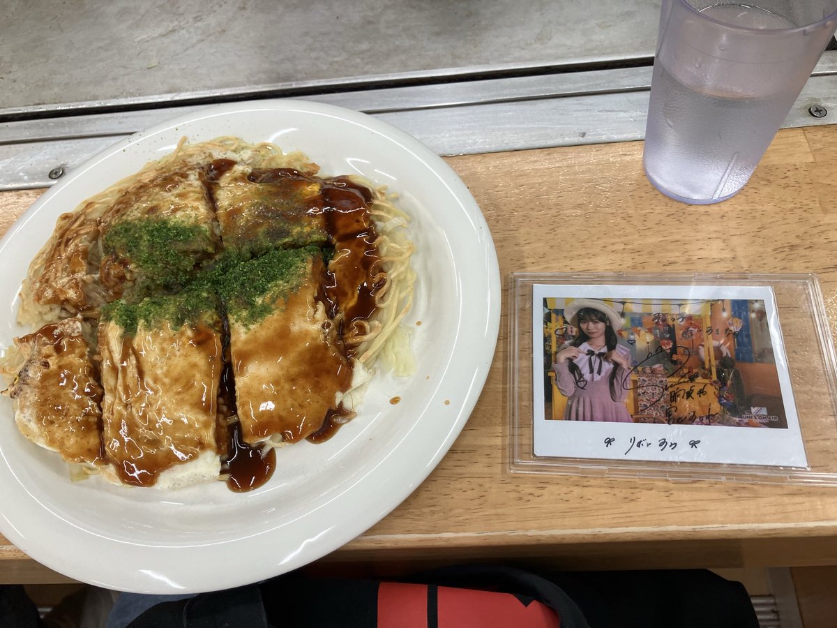 yapi_sumi1231's tweet photo. お好み焼き、すみれちゃんだよ。

#やぴのすみっ子旅 https://t.co/OYkG3muc4U