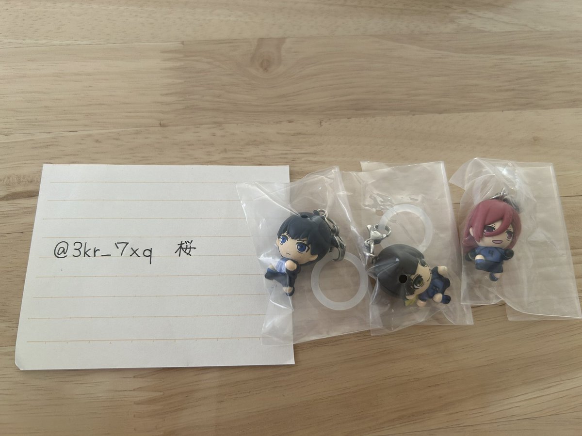 3kr_7xq's tweet photo. ブルーロック　めじるし

【譲】　千切豹馬、蜂楽廻、潔世一

【求】　糸師凛、その他めじるし

郵送希望

お気軽にお声がけください！！ https://t.co/RX6daMD0gH