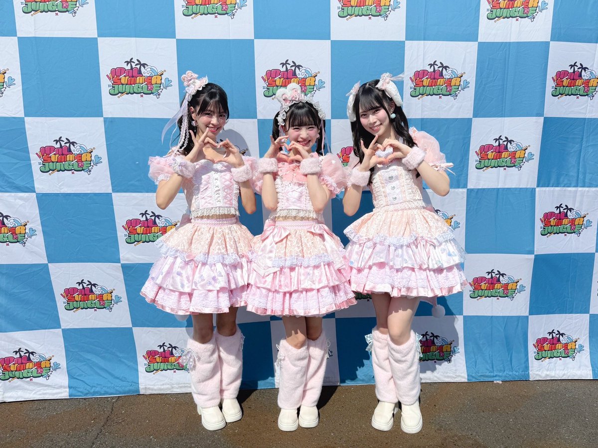nmb48_official's tweet photo. 🏁2026.8.9
IDOL SUMMER JUNGLE 2026
in お台場R地区(東京)
━━━━━━━━━━━━━━

#めるみみ をお楽しみいただいた皆さま！
ありがとうございました🩷🫧

▼ セットリスト ▼
01.夏の催眠術
02.思わせ光線
03.落とし穴
04.おNEWの上履き
05.カワイイは世界を救う

▼ MVはこちら ▼
https://t.co/bsdRS7lCqA

#NMB48 #サマジャン @samajan_idol 
#カワイイは世界を救う #カワセカ