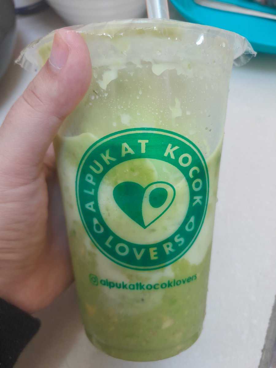 sioonline's tweet photo. RT @mioriio: kalian lebih suka pucok atau matcha? https://t.co/yrLZaXKEqf