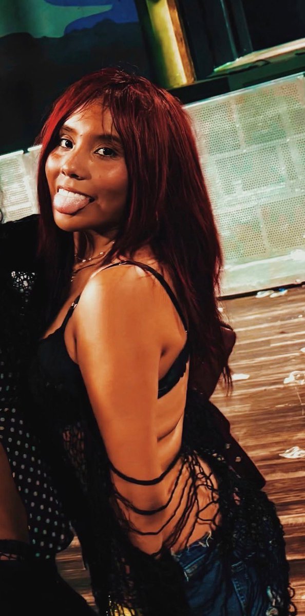 Sampigsss's tweet photo. Cuck wants Shyla 18 to be exposed and made into a web slut. Save and share her. 15 likes for ig

Dm submissions to be exposed https://t.co/wDk218ydyI