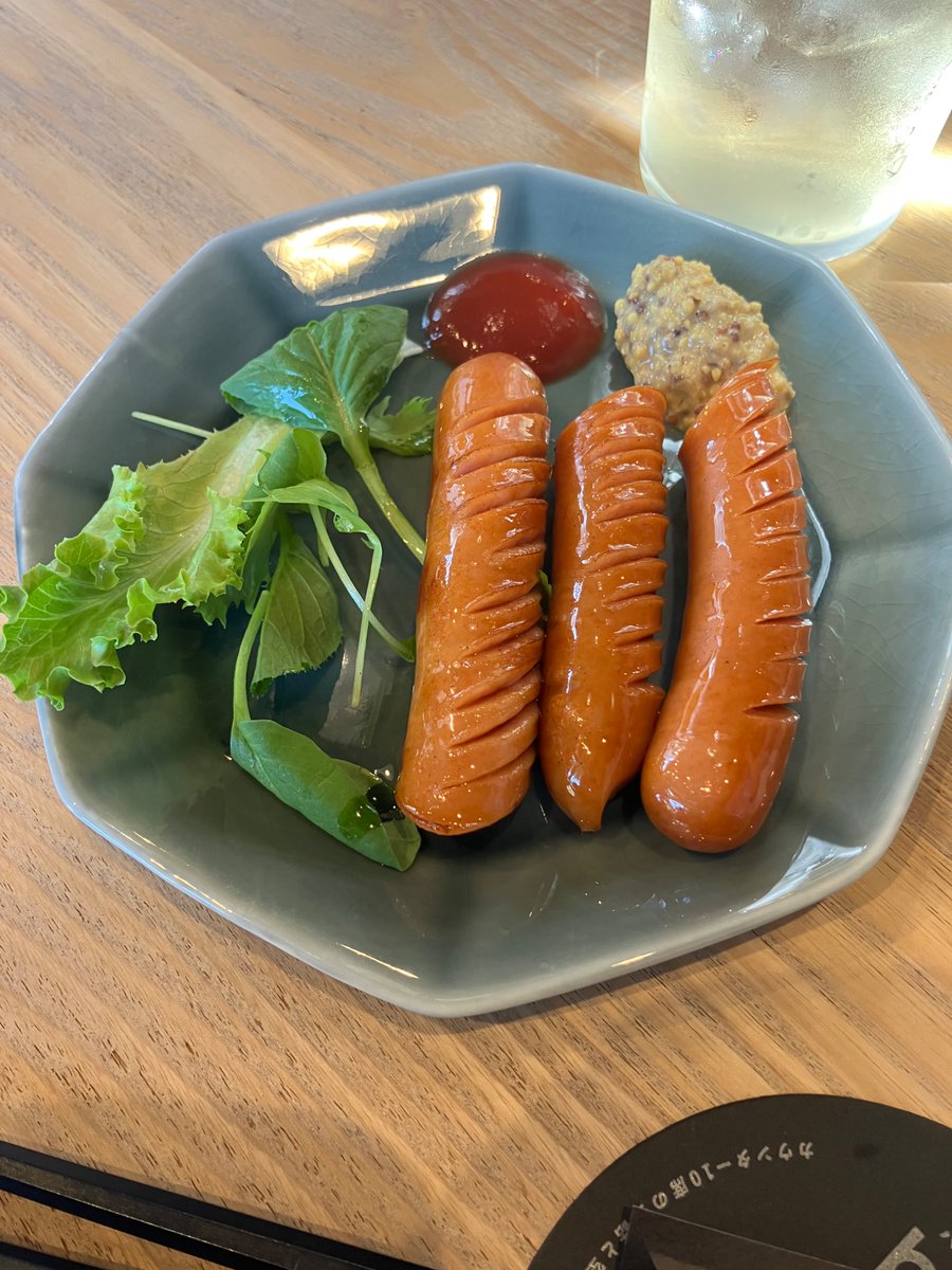 yamajitakeru's tweet photo. 南北線せんべろはしご酒
2軒目 https://t.co/C0LMkdCjOQ