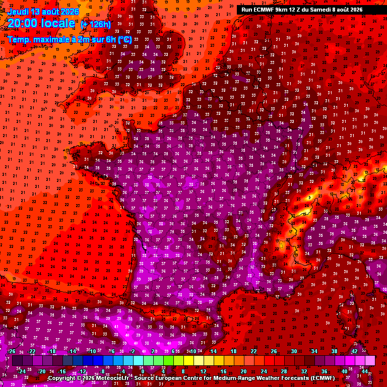 nicolasberrod's tweet photo. 🥵 Voici ce qui nous attend à l'échelle nationale 👇

• Premier "plateau" de fortes chaleurs de dimanche à mardi (avec mini baisse lundi)
• Deuxième phase encore plus chaude de mercredi à vendredi minimum, plus de 35°C sur une large partie du pays et 40°C localement

Températures max modélisées pour jeudi et vendredi 👇