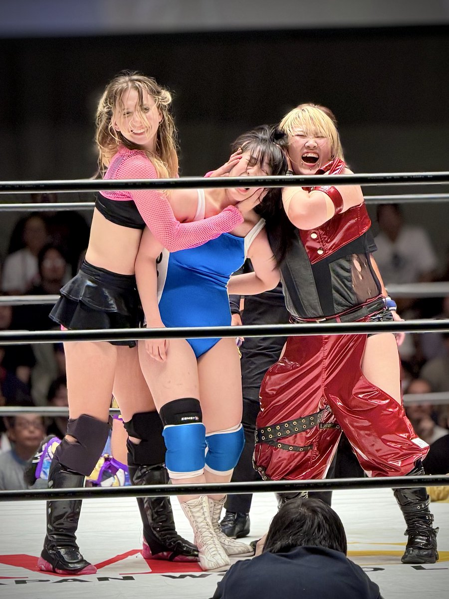 ko_pw_a's tweet photo. 2026.8.8 後楽園ホール
#マーベラスプロレス
#彩芽蒼空 #青木いつ希 #sweetcaroline https://t.co/wRzxdKVMSv