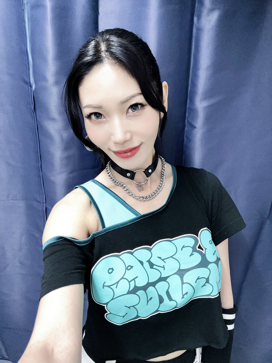 Lay0113's tweet photo. Lucky Fes'26 WING STAGE✨🪽

RAISE A SUILEN🎧
出演させていただきました💫

今年で4回目の出演。
灼熱の天候の中の『ラキフェスBonfire』で
初めましての方も、バンドリーマーも、
あの場にいたみんなが全力で、熱い熱い時間で。
またRASでの大事な時間が増えました。
ありがとうございました!!!!!

Lucky Fes、最高。大好き💕
#LuckyFes #RAS #バンドリ