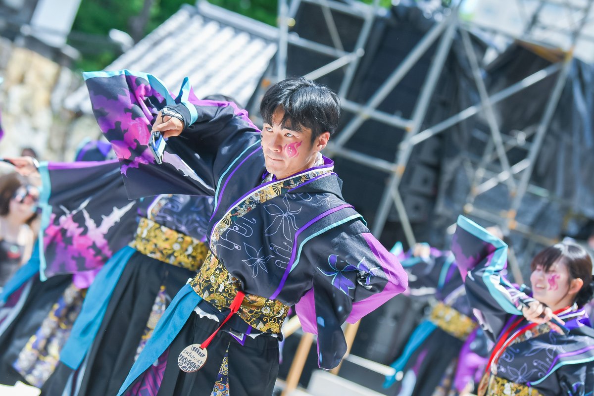 haruyosa23's tweet photo. 第6回 土佐学生よさこい大会
学生よさこいチームおどりんちゅ
08.09 高知城特設ステージ（2/3）

#とさよさ #おどりんちゅ https://t.co/lrNgtNMxGY