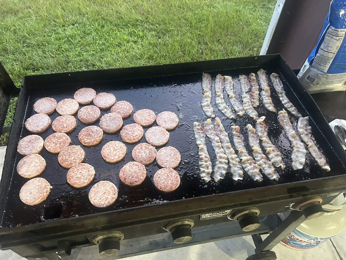Coach_Pfiester's tweet photo. #LongCounT Class of 2027 Senior Sunrise breakfast. Having a daughter who is Class VP apparently signs you up for cooking duty. Good group of youngsters who are about to embark on a time they won’t appreciate until it’s gone. #ERWE https://t.co/RYIXDTNppn