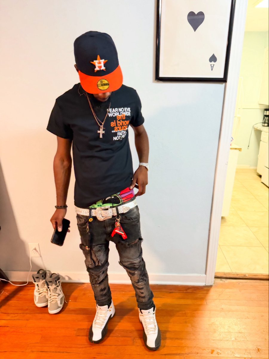 MrNoFly13's tweet photo. 🙄🙄 https://t.co/2RxVRjptcv