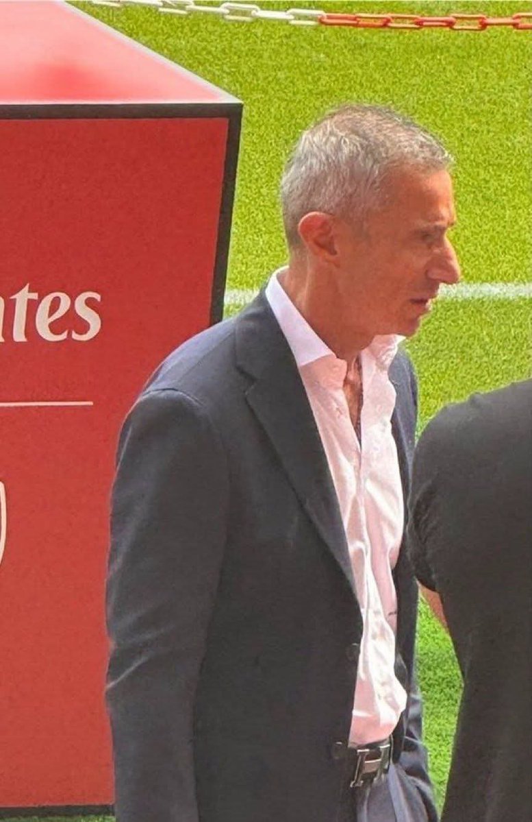 ArsenalForeverG's tweet photo. Andrea Berta is in the house 👀 #EmiratesCup https://t.co/hQ3SeGdLty