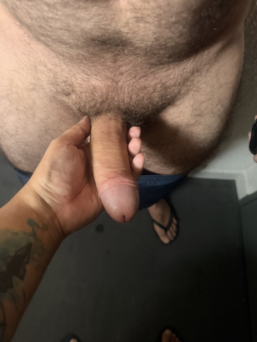 HeteroSQNsp's tweet photo. Feliz Dia dos Pais para o Daddy que eu mamei ontem na escada de incendio de um prédio de Fortaleza, CE 🔥🥵🍆😈 https://t.co/RqNCMBkCKC