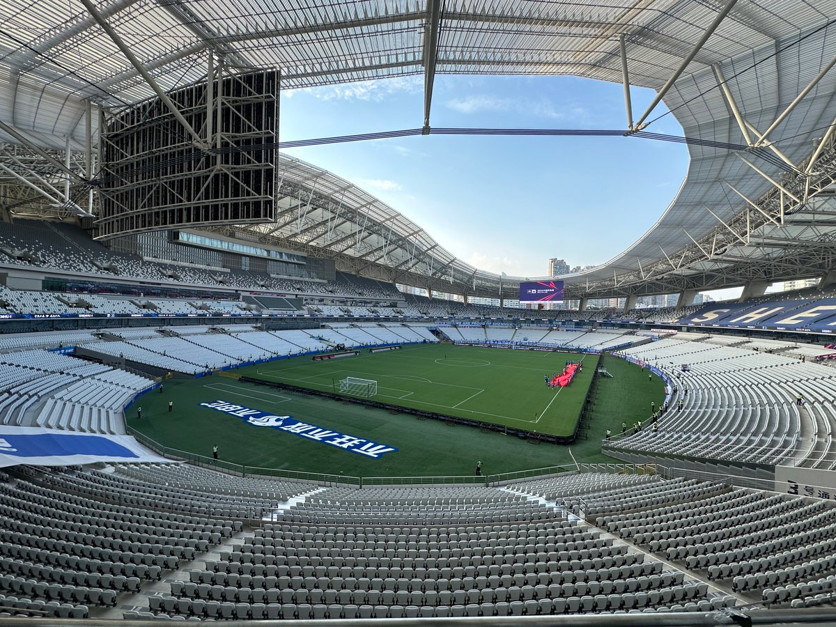 heskethh2's tweet photo. (STC) @honorofkings China's KPL 2027 Venues

Spring: Tianjin Arena - 10,000 Seatings

Challenger: Guangzhou International Sports Arena - 18,000 Seatings

Summer: Jinan Olympic Sports Centre Gymnasium - 12,000 Seatings

KPL GRAND FINALS: 72,000-Seatings Shanghai Stadium https://t.co/vFRts1L3pY