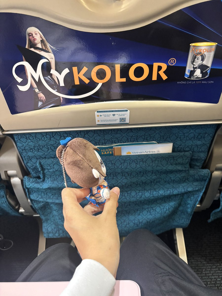 Kn62_53's tweet photo. さーて日本に帰るよかなみん
(ずっとカンボジアにいました カンボジアらしい写真withかなみんが1枚もない💦) https://t.co/h9ANenhlOG