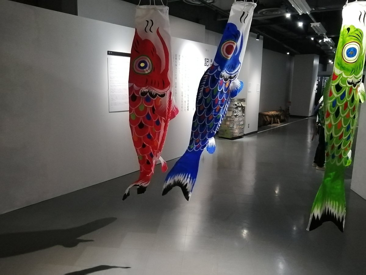 school_of_hmv's tweet photo. 『記憶汚染展』で暑さが吹き飛ぶ瞬間は間違いなくコレ。知らないうちに平行世界に迷い込んだ気にさせる演出がとにかく上手い。 https://t.co/jRkaIJ3NVS