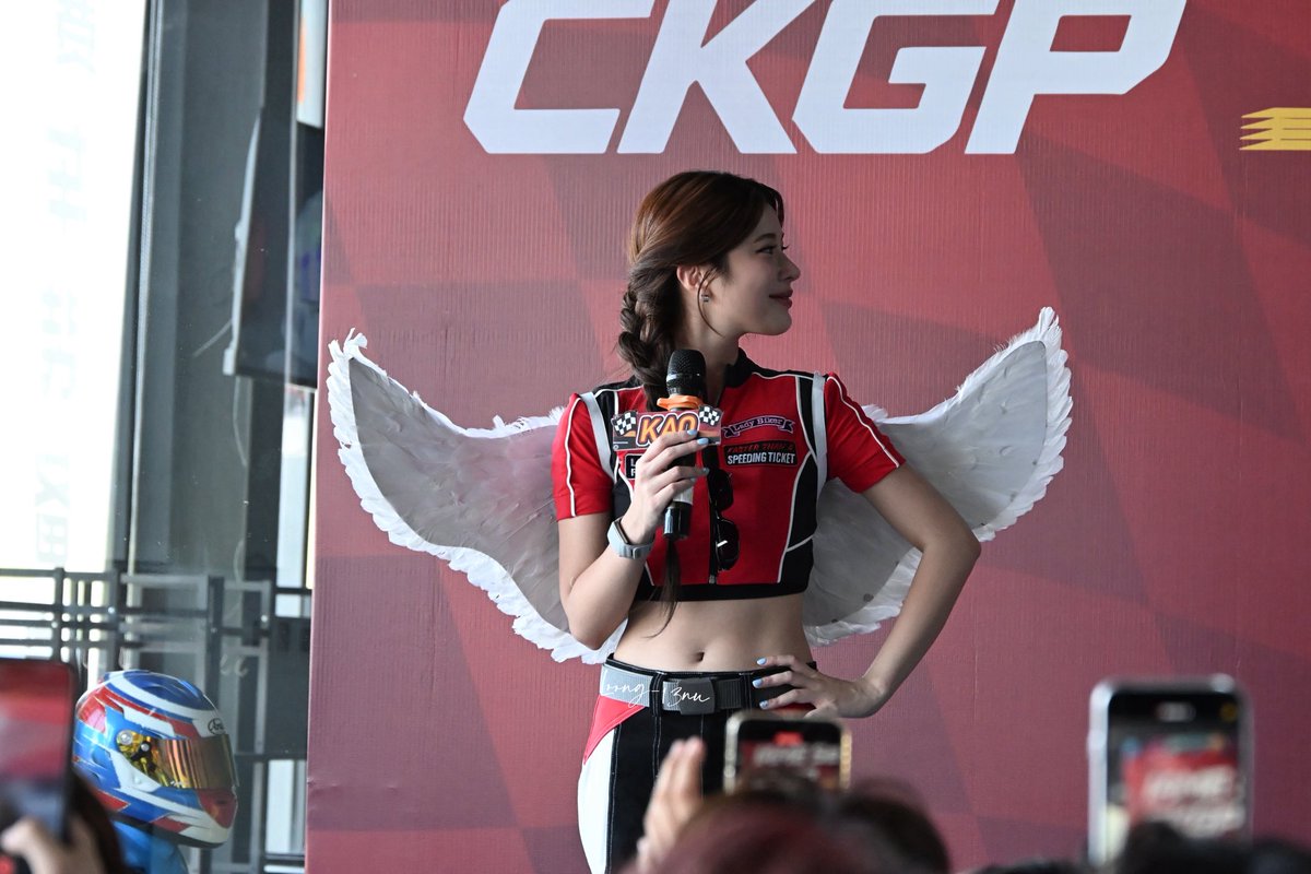 Loong13nu's tweet photo. you are angle！

@Kaosupassara9 

#supassra_sp
#เก้าสุภัสสรา https://t.co/D02D5UN6jO