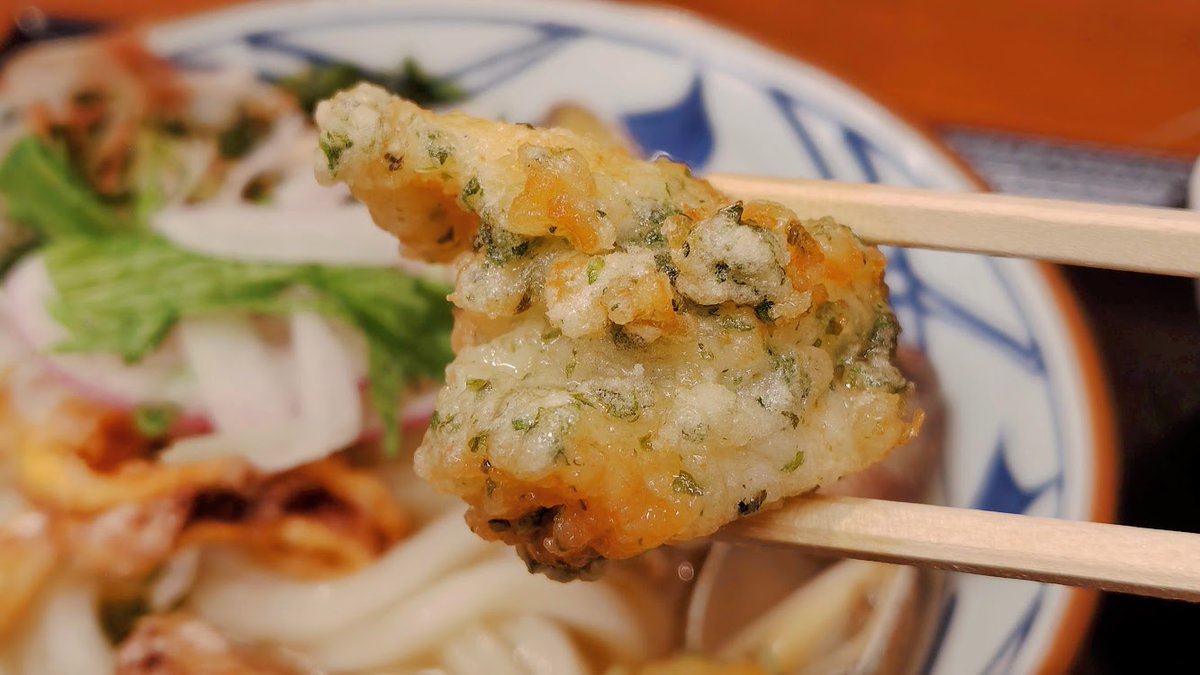 superguide_jp's tweet photo. 丸亀製麺で『山盛り海鮮旨塩うどん』
今年は、普通のスルメイカの唐揚げ+磯辺揚げの２種類のイカが楽しめてﾅｲｽｩ （｡•̀ᴗ-）⤴
磯辺揚げ美味しかった♪
近所に丸亀ちゃんがあることに感謝(*´∇｀*)

#丸亀製麺　#トリドール　#株主優待　#優待生活 https://t.co/NoeeljcEZ8