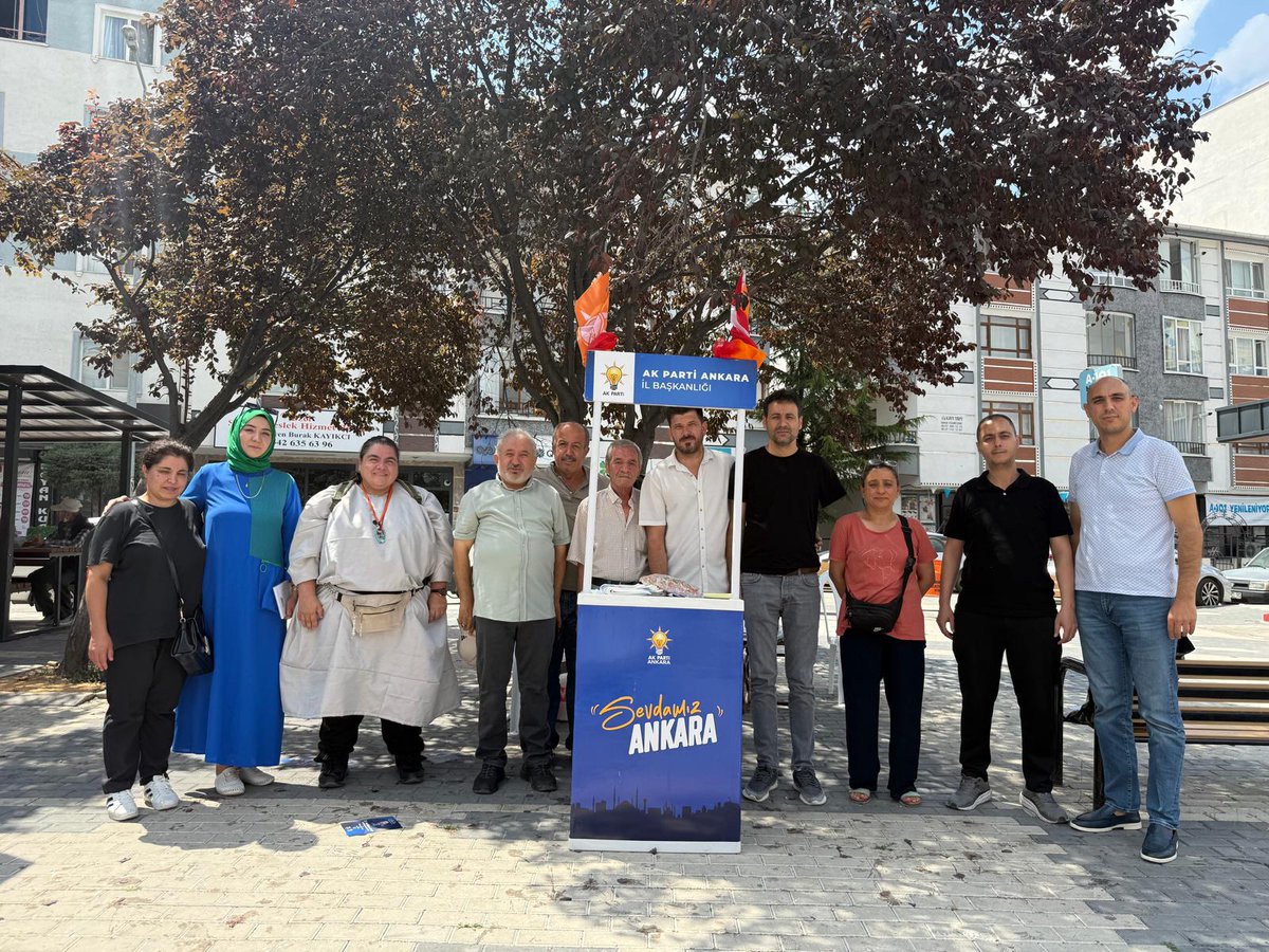 aketimesgut06's tweet photo. Teşkilat Başkanlığımızın öncülüğünde, Elvan Mahallesi'nde Mahalle Başkanlığımız tarafından stant çalışmamızı gerçekleştirdik.

Çalışmamıza katkı sunan Teşkilat Başkanımız Sn. Ahmet Mercan'a, Teşkilat Başkan Yardımcımız Sn. Volkan Utku'ya, Mahalle Başkanımız Sn. Alpaslan Özkan'a ve tüm teşkilat mensuplarımıza teşekkür ederiz.
#AKPartiEtimesgut
#ElvanMahallesi