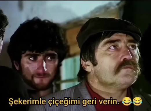 Menfaatsizz's tweet photo. @yagosabuncuoglu Evde kalmış oğluna kız arayan aile gibi oldu gs 😅 hangi kapıya gitseler elı boş dönüyorlar https://t.co/3sVpBM6L09