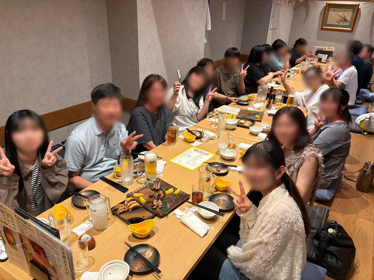 poco_mandolin's tweet photo. 暑い日が続きますね☀ 
POCO2026が終わりオフ期間中のPOCOですが、昨日は一部メンバーで暑気払いが行われました🍻 
POCO2027の練習は来月から始める予定です。

#POCO2027 https://t.co/I96VEKnWTH