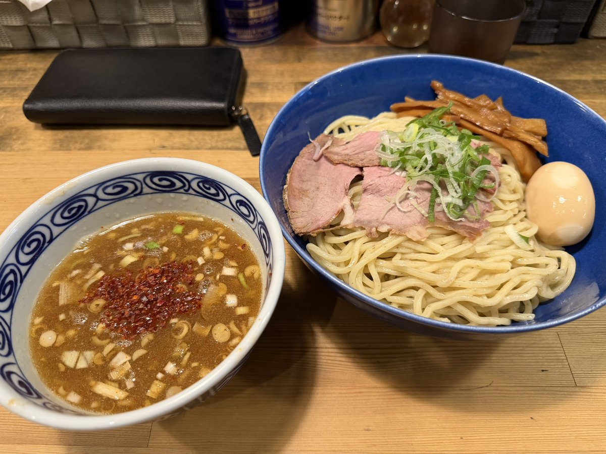 _ike_3's tweet photo. 奏の限定マジで美味かった！大盛りでも足りないくらい！拘りがすごい感じられた！
他のメニューと合わせたいから薄切りのチャーシュー常設トッピングにしてほしい🤤 https://t.co/lDY26caGve