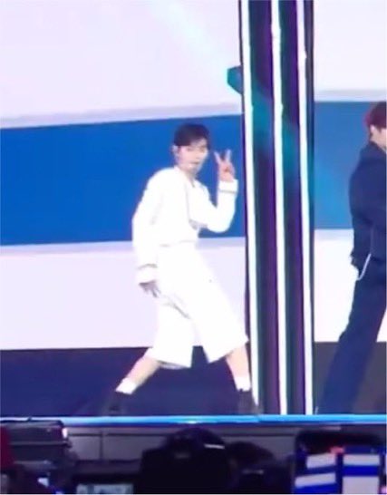gozwu0's tweet photo. 아 너무 귀여운데ㅋㅋㅋㅋㅋㅋ https://t.co/2921qVPrwr