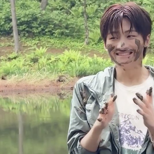 jiunkecil's tweet photo. IH DD JI CEMONG 😭😭😭 https://t.co/Rk1NkKapUY