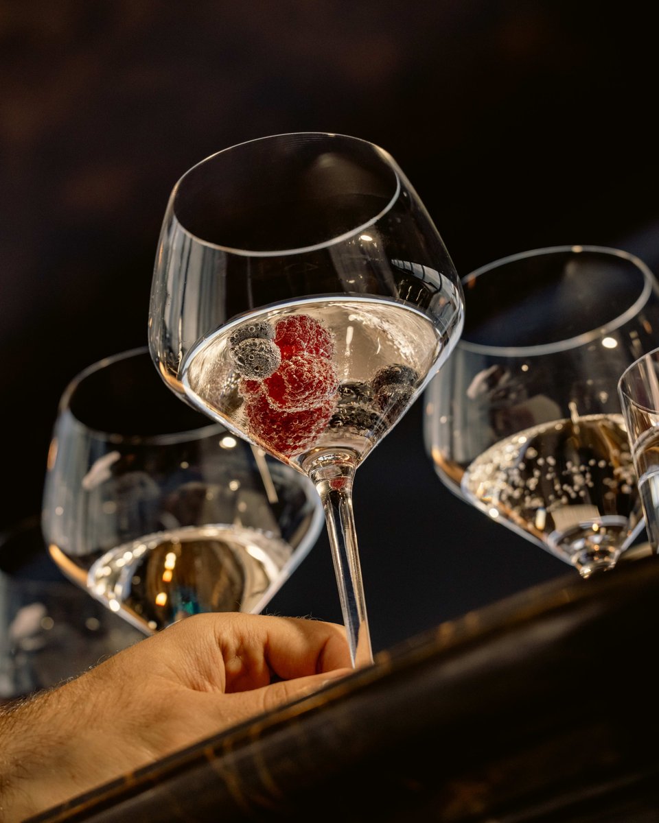 StaceyfaceTrave's tweet photo. Disconnect this winter with Ocean Wellness, nine dining experiences and a 4-night La Valletta to Rome Journey from 10–14 Jan 2027 aboard EXPLORA II. Let me reserve your suite. 
#ExploraJourneys #OceanStateOfMind https://t.co/qG7f2lJ2cV