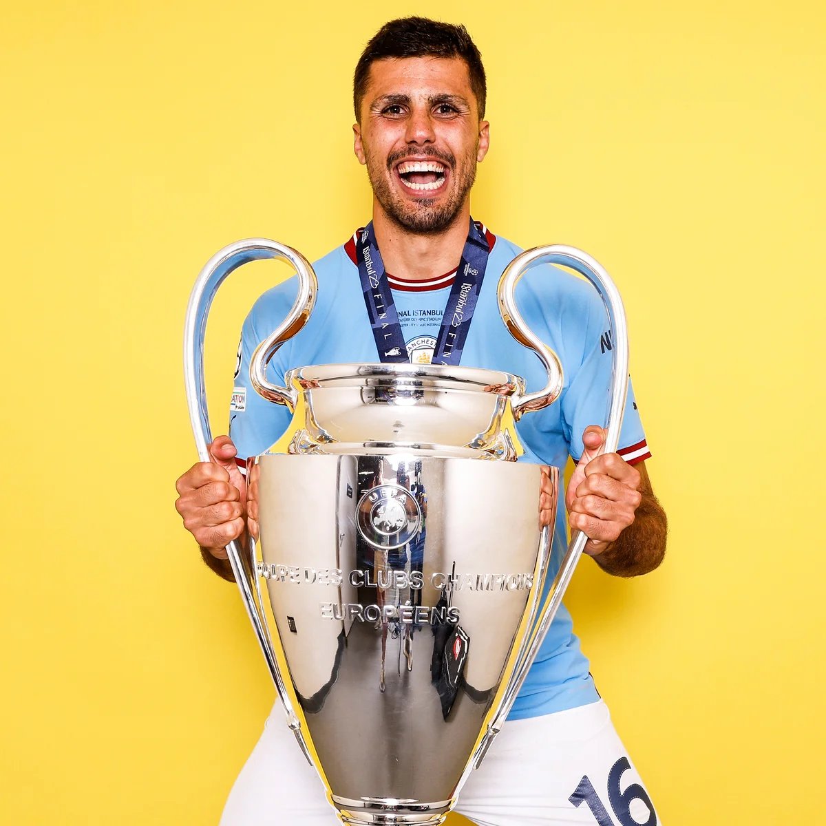 BarcaUniversal's tweet photo. 🚨 DID YOU KNOW: Since Barcelona won their first European Cup in 1992, the squad has always included at least one player who already won the Champions League before.

Right now, Andreas Christensen is the only current Barça player to have lifted the trophy.

Signing Rodri would add another proven Champions League winner, having scored Manchester City’s winning goal in the 2023 final.

— @mundodeportivo