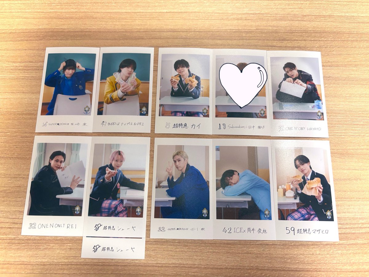 chamu_updated's tweet photo. EBiDAN エビライ 2026 交換

【譲】
ミニフォト
前：柴崎楽 FUMINORI
後：カイ HAYATO
左：REI シューヤ×2
右：古川毅 筒井俊旭 マサヒロ

両面トレカ：SHOW

【求】
ミニフォト：桜木雅哉>吉澤要人 前(>アロハ)
両面トレカ：吉澤

8/19札幌、郵送での交換希望です。
お気軽にお声かけください。 https://t.co/4IwcWuCcJ8